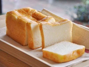 グルテンフリー米粉食パン　1斤