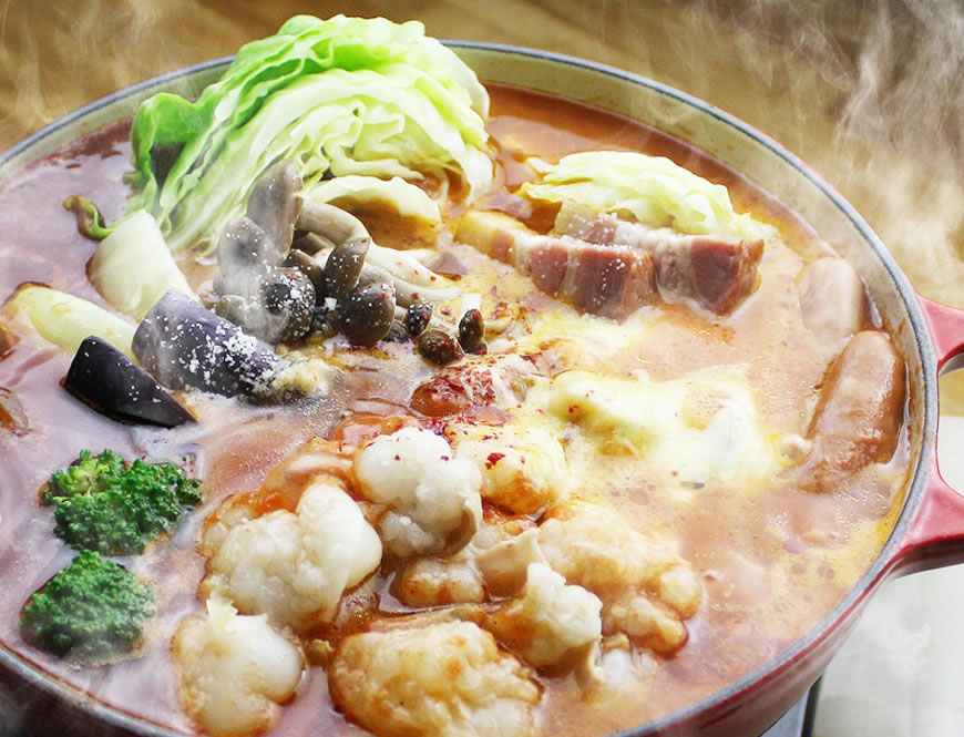 チーズとトマトのローマ風もつ鍋(約2~3人前)