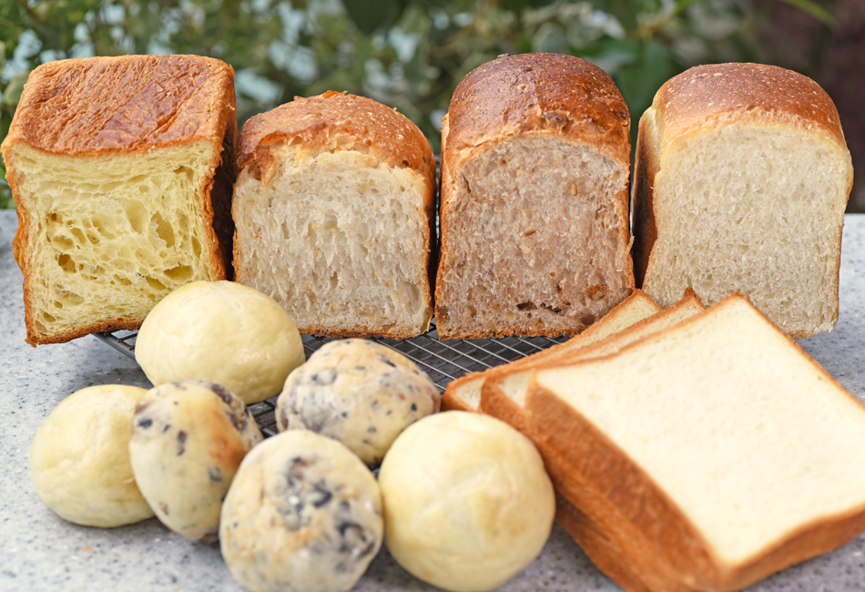 食パン5種とテーブルロール2種食べ比べセット