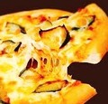ナスとトマトのピリッともっちり食感ピザ