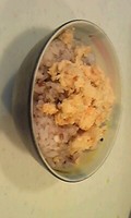 雑穀米にかけてみました!しっとりとした鮭の塩加減たがちょうどよくこの量で一膳充分に味わうことができました!