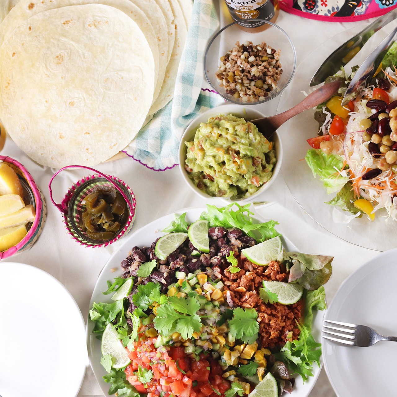 ダイニングプラス「おうちでメキシコ！簡単タコスパーティーセット」の  