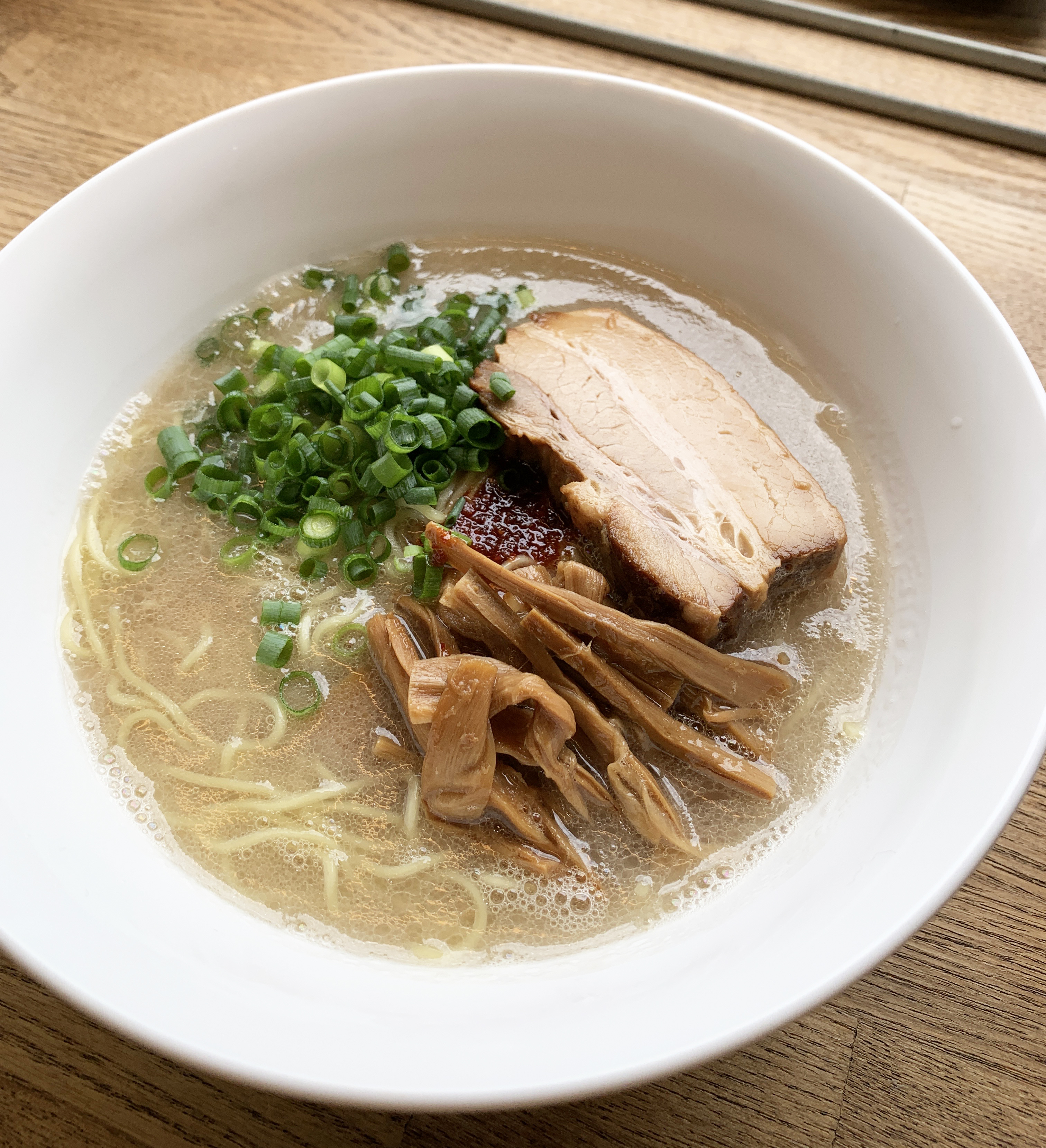 餃子専門店くるむ「博多とんこつ豚王と餃子24個セット（特製餃子のタレ付）」モニター審査員の口コミ・評判一覧[お取り寄せ口コミ検索]：おとりよせネット  - 通販グルメ・スイーツ・ギフト・口コミ・ランキング