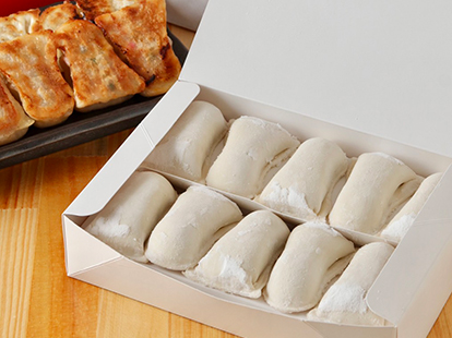 ベストお取り寄せ大賞2025 おかず・ご飯のお供部門 銀賞 / 古墳王餃子 3箱（60個）/餃子専門店紬刃