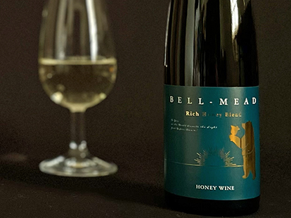 ベストお取り寄せ大賞2025 洋ドリンク・お酒 部門 銅賞 / BELL-MEAD（ベルミード）（蜂蜜酒）/蜂蜜酒専門店 BELL-MEAD