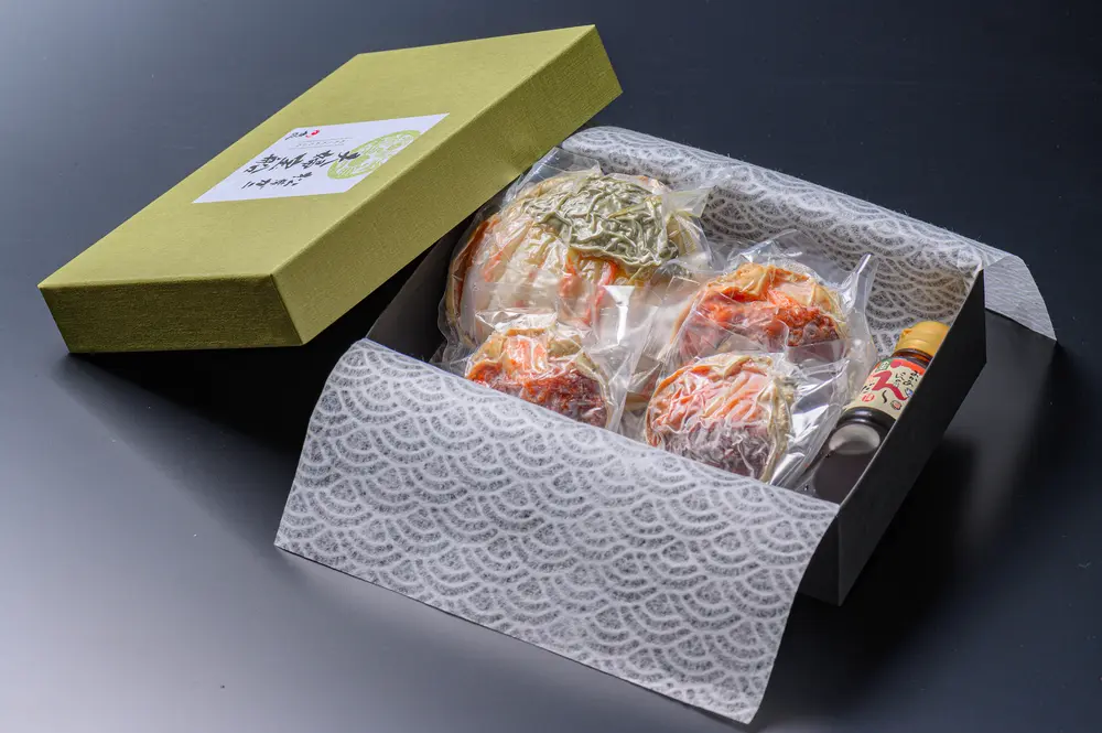 プレミアムズワイガニ 雌雄の甲羅盛り 夫婦宝船 中小サイズ（雄700g級1匹（正味240g） 雌150g級3匹使用）のサブ画像