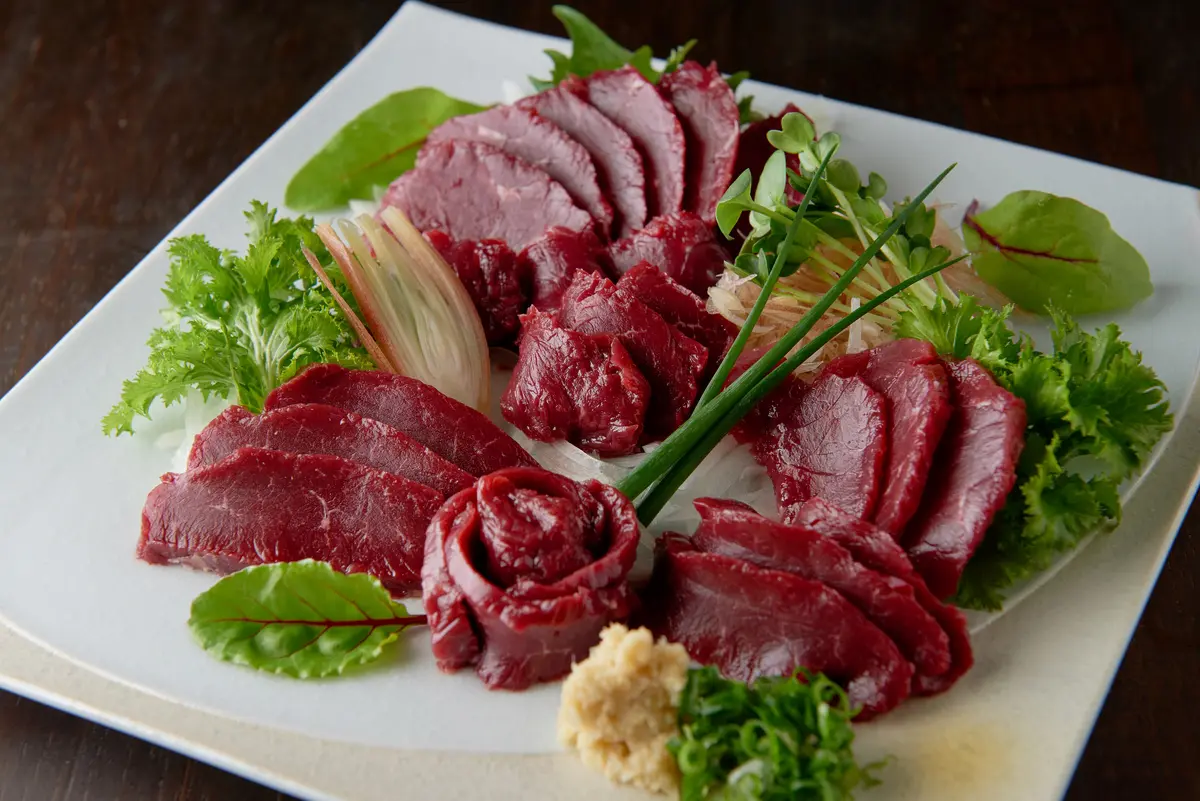 国産馬刺し 赤身 約400gの画像