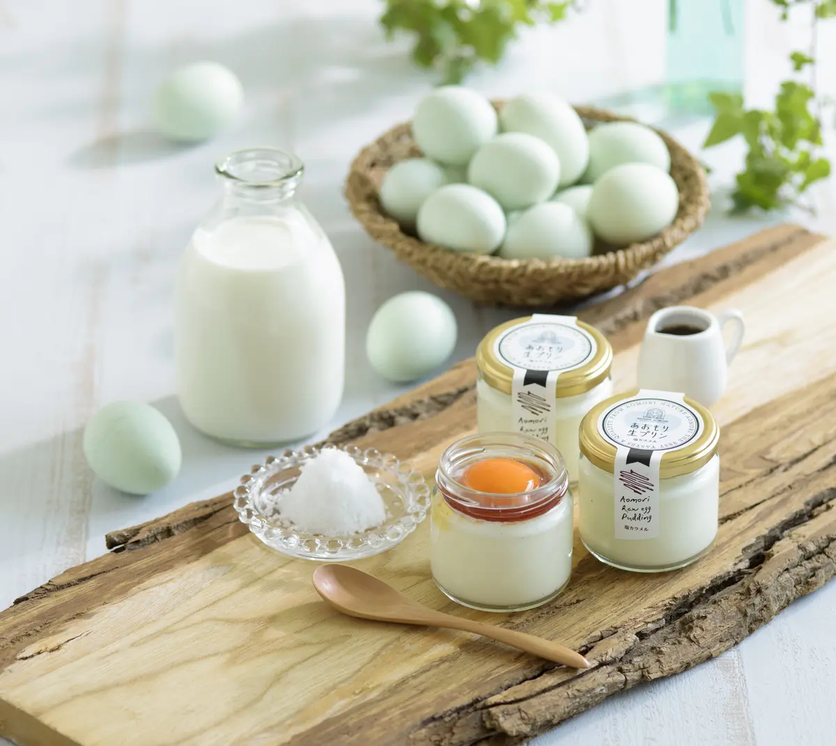 あおもり生プリン（塩カラメル・りんご）各2個セットの画像