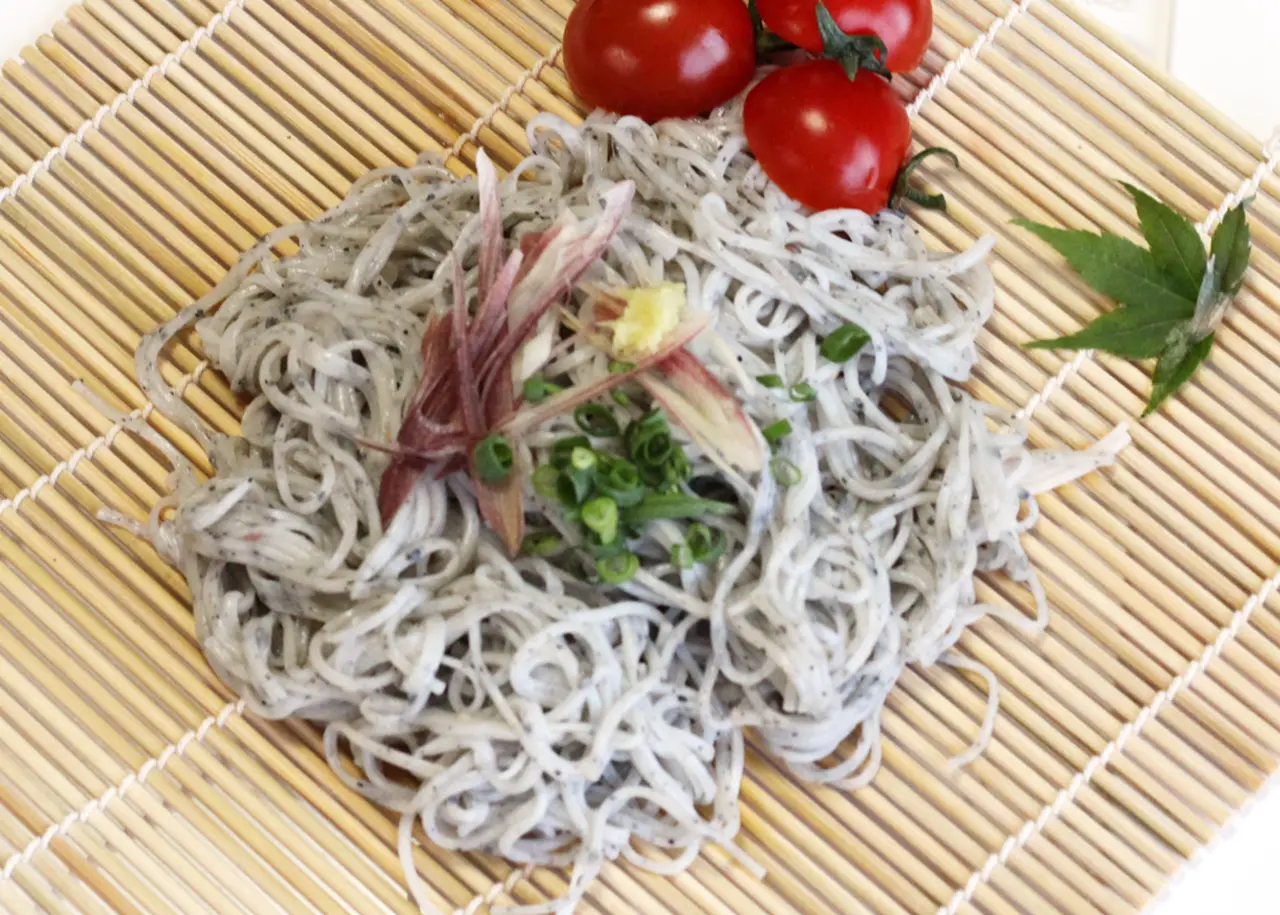 黒ごまそうめん16束入の画像