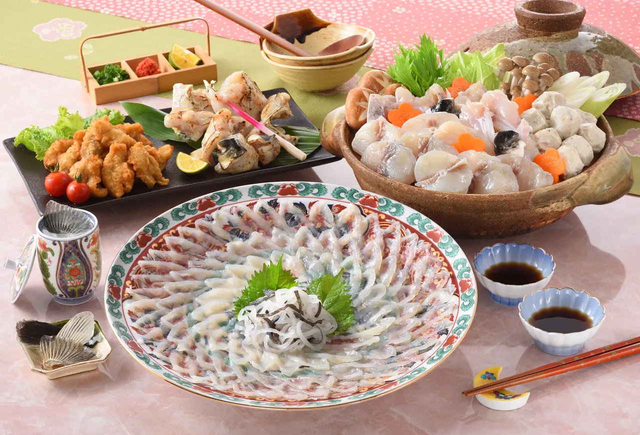 国産とらふぐ贅沢三昧セット＜4～5人前＞の画像