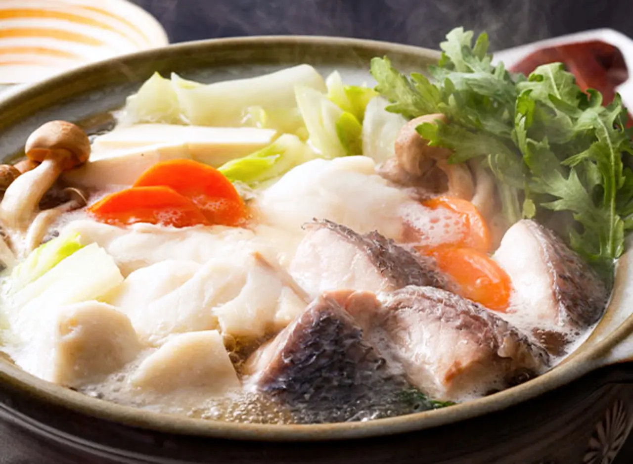 幻の天然クエと漁師海鮮鍋（ちゃんぽん麺付き）の画像