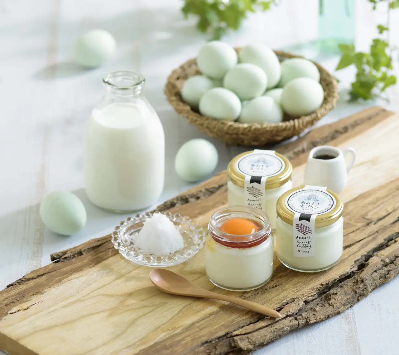 あおもり生プリン（塩カラメル・りんご）各2個セットの画像