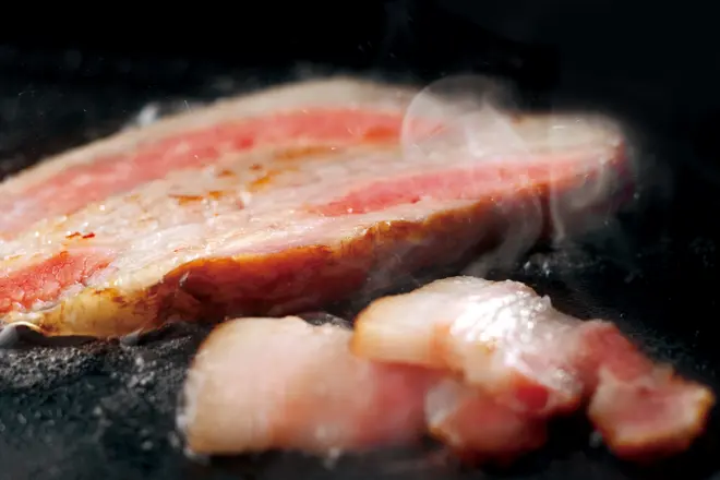 薪・炭火仕上げ熟成ベーコン 650gのサブ画像