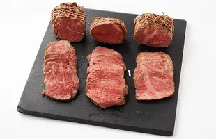 A5ランクのローストビーフ食べ比べお試しセット（前バラ肉・内もも肉・サーロイン）のサムネイル