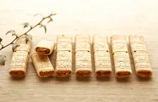 あられづつみ 化粧箱（16本入りのサムネイル