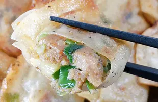 バームクーヘン豚としじみのカミナリ餃子のサムネイル