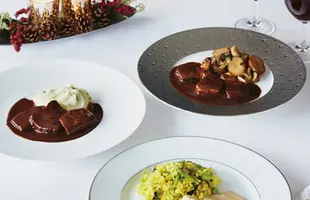 特別な日の食卓に 煮込み料理の3種セットのサムネイル