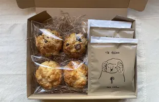 さくさくスコーンと珈琲ドリップバッグのセットのサムネイル