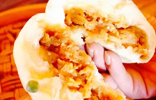 ツルミのカツ煮まん・5個入りのサムネイル