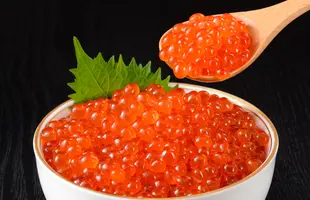 北海道産！まろやかで深み増す いくら醤油漬200gのサムネイル