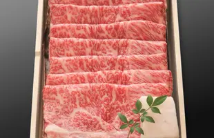 松阪牛すき焼き【特選A5 600g】のサムネイル