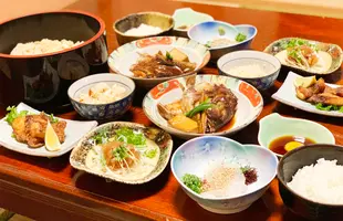 まるごと愛LOVE鯛 2～3人前+じゃこカツ5枚入のサムネイル