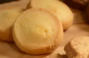 カマンベールチーズクッキー 10枚入のサムネイル