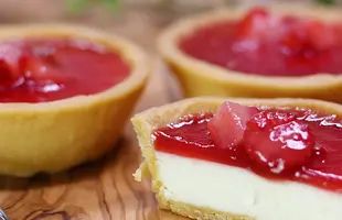 ストロベリー チーズ タルト 4個入りのサムネイル