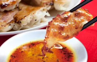 神戸味噌だれ餃子100個のサムネイル