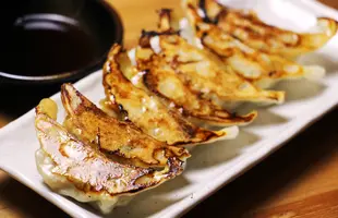 「長州どり」鶏×豚の肉汁たっぷりジューシー餃子 36個のサムネイル