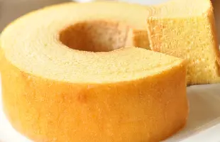 バウムクーヘン プレーン Ｍのサムネイル