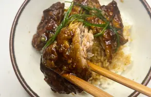 フレンチ角煮・とろける豚軟骨のサムネイル