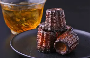 おきてやぶりのカヌレのサムネイル