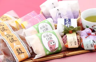 和菓子詰合せ牡丹のサムネイル