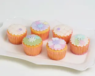 デコレーション カップケーキ 6個セット　ギフト用の画像