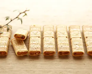 あられづつみ 化粧箱（16本入りの画像