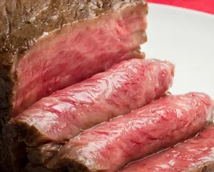 黒毛和牛希少部位（ザブトン）極上ローストビーフ300gの画像