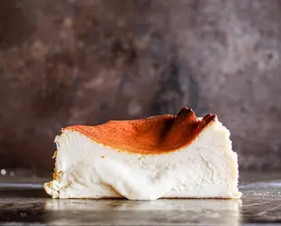 濃厚とろ生バスクチーズケーキ プレーンの画像