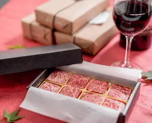 A5ランク黒毛和牛サイコロギフト160g 4種食べ比べの画像