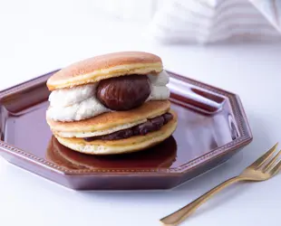 渋皮栗の生どらグランデの画像