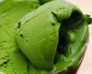 4段階の食べ比べ宇治抹茶アイスの画像