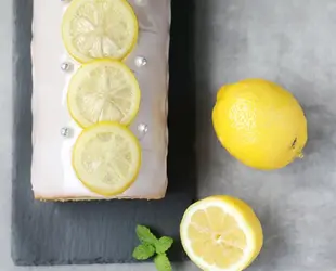 プレミアムレモンロールケーキの画像