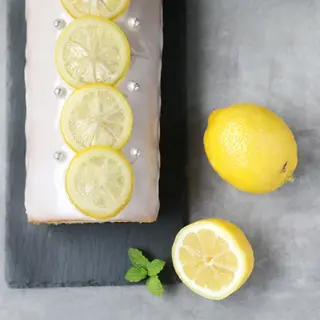 プレミアムレモンロールケーキの画像