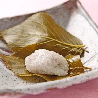 嵐山 さ久ら餅　6ヶ入【サービス箱入】の画像