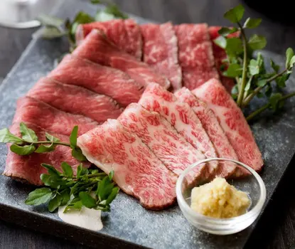 近江牛 特選和風とろ生ローストビーフ