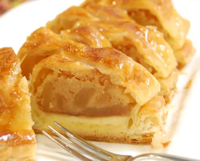 青森ワイナリーホテル アップルパイの画像