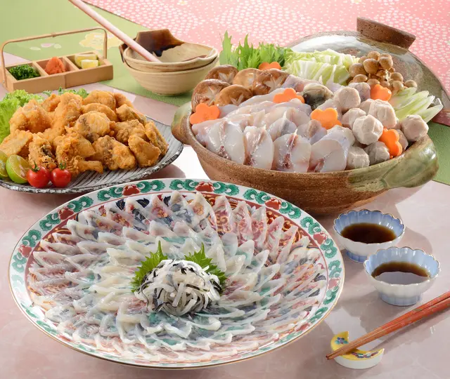 国産とらふぐ贅沢三昧セット＜４～５人前＞