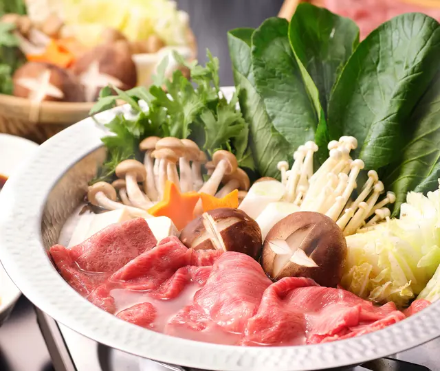 【選べるギフトセット】近江牛霜降り すき焼きしゃぶしゃぶ 500ｇ　【化粧箱入】