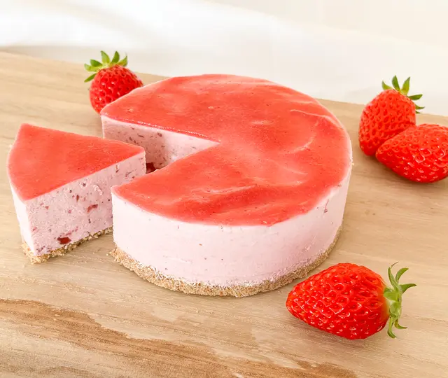 美作苺チーズケーキ