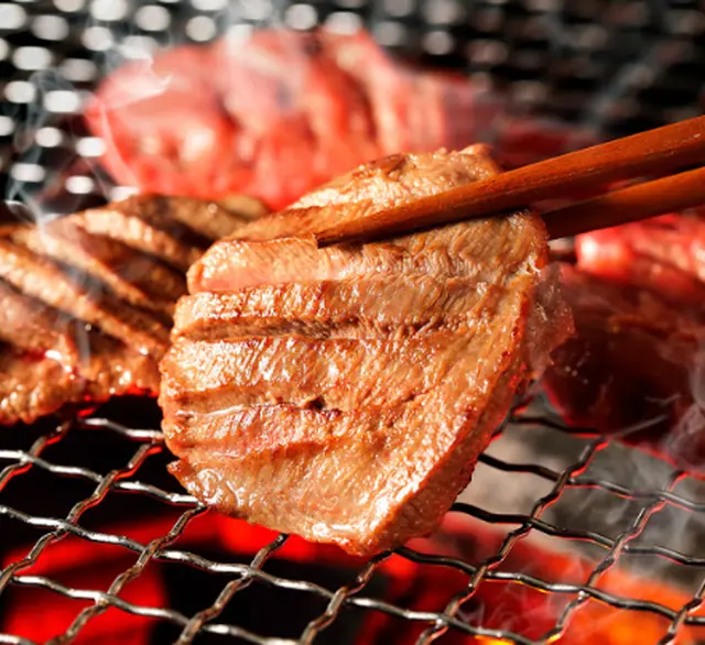 杜の都仙台名物肉厚牛たん塩味500gの画像